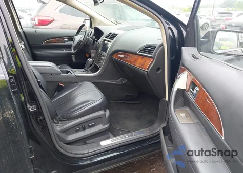 2011 Lincoln Mkx z USA, uszkodzony, nr VIN 2LMDJ8JK5BBJ33898